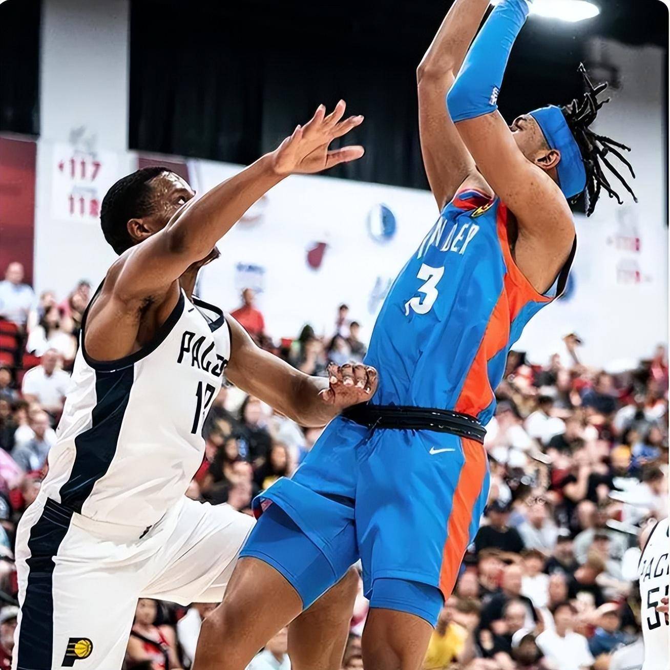 贝博官方入口 -新奥尔良鹈鹕训练开放日，今晚临场应变引欢呼，NBA总决赛在即，纪律约束更严格(今日为你带来震撼的nba现场体验)