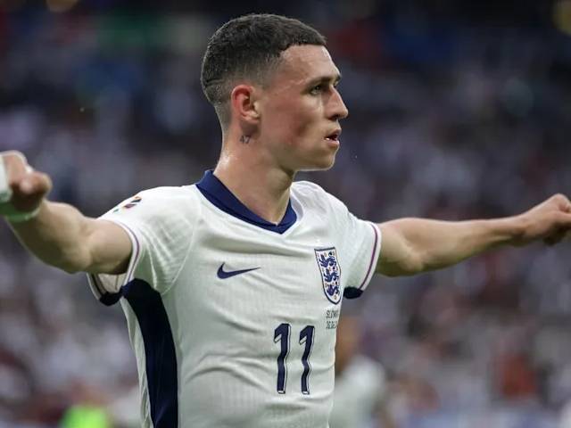 贝博棋牌 -布鲁克林篮网训练开放日，加时末段防线松动引欢呼，欧冠在即，医务组通报恢复的简单介绍